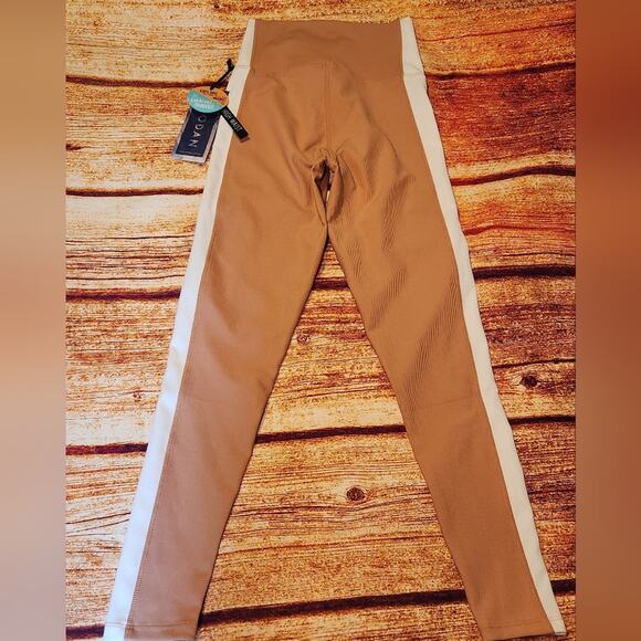 Kyodan NWT SERVE STRIPE‎ RIBBED LEGGINGS Women Size Small in Dusty Coral & White - Picture 1 of 12